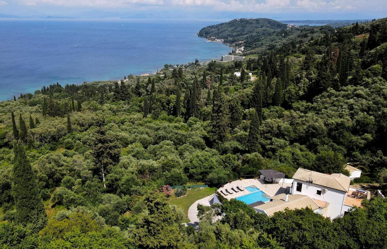 Boukari Villa Chlomos