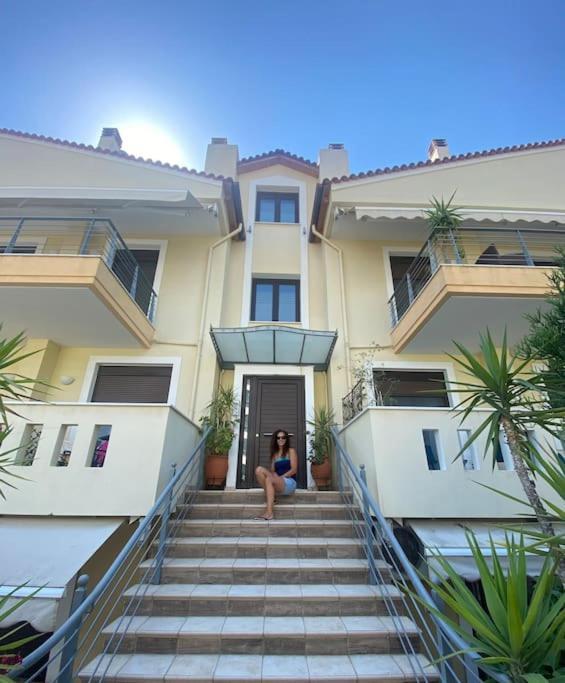 Apartment & Me, Near The Sea And