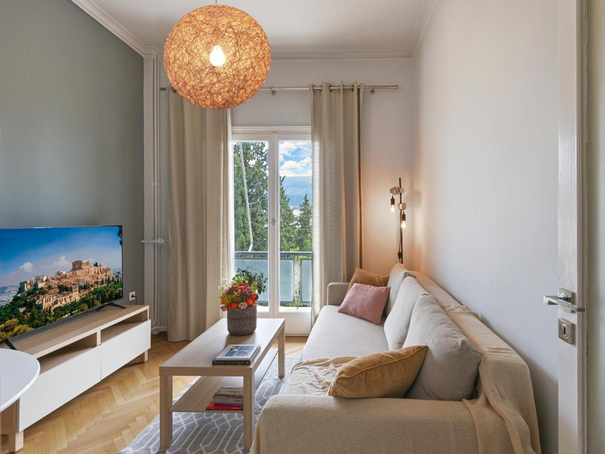 Beautiful In Kolonaki Apartment Athens