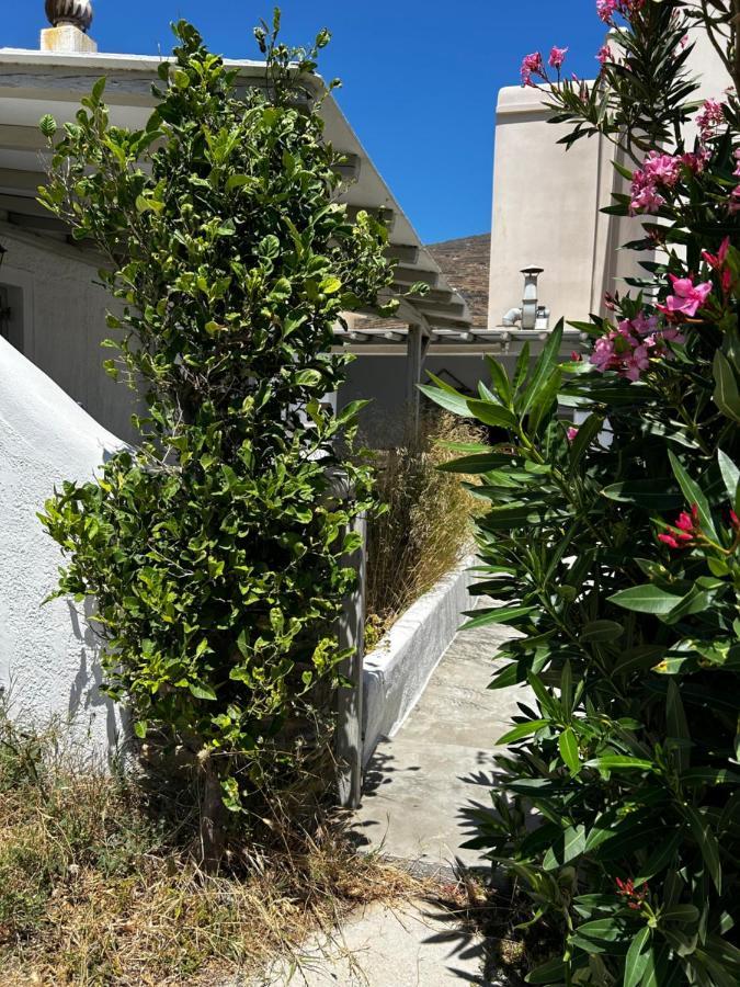 Lithari Traditional Agios Sostis (Tinos)