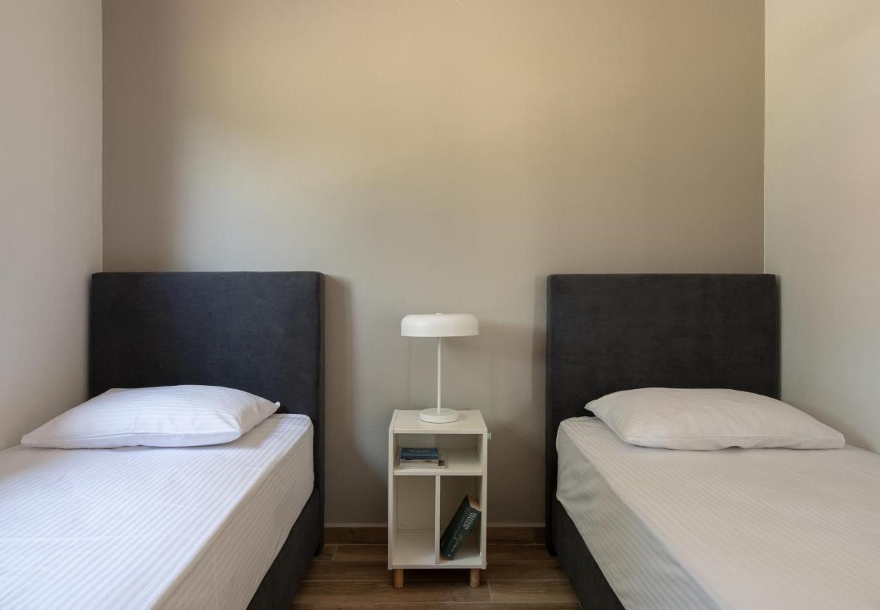 Holiday home Saint John Luxury Seafront *