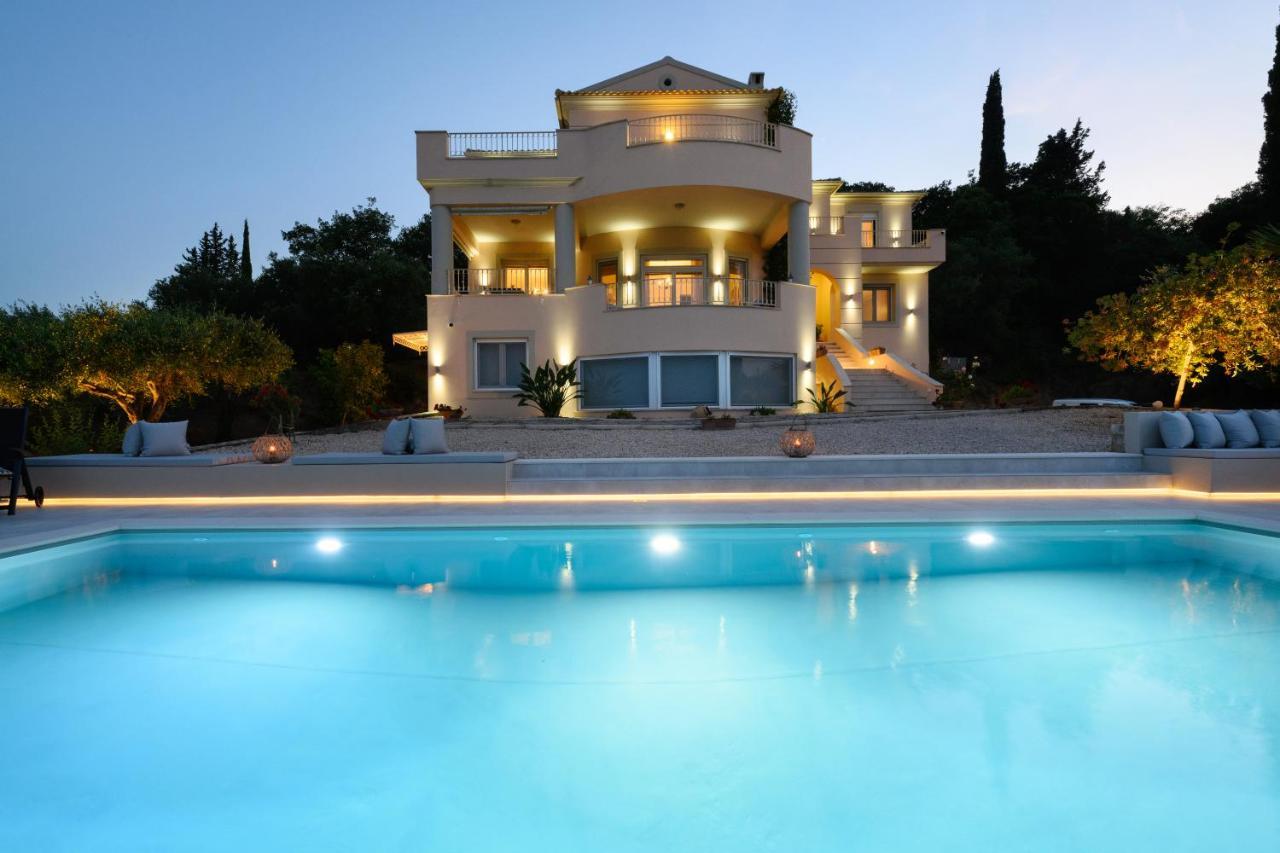 Villa Aeras Luxury *