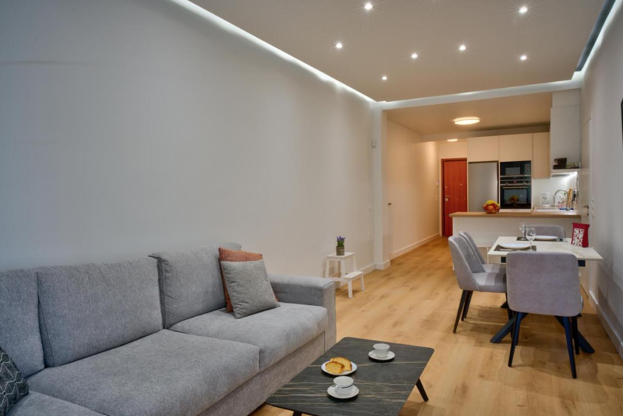 The Cosy Luxurious Seaside Athens