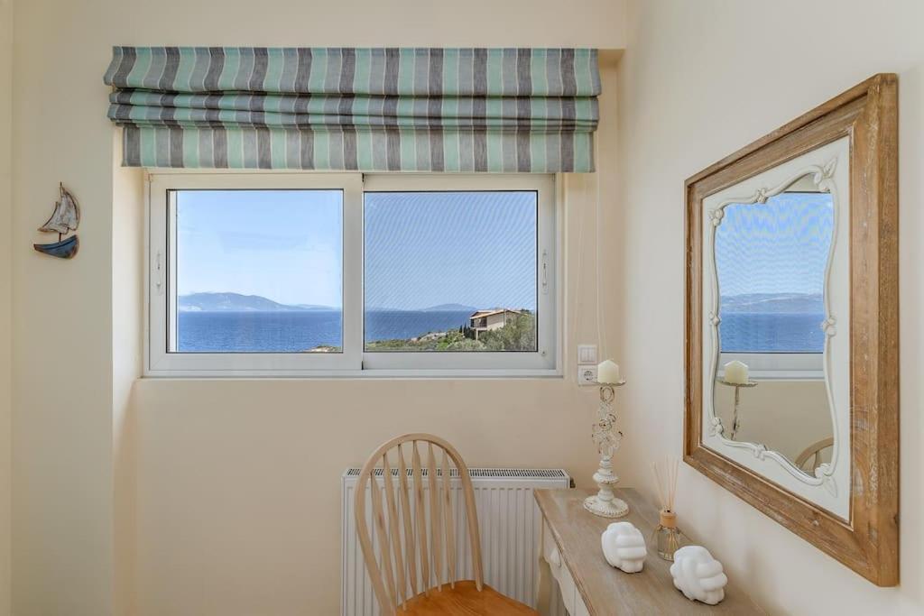 Seascape 3 Bedroom House Apartment Schinias