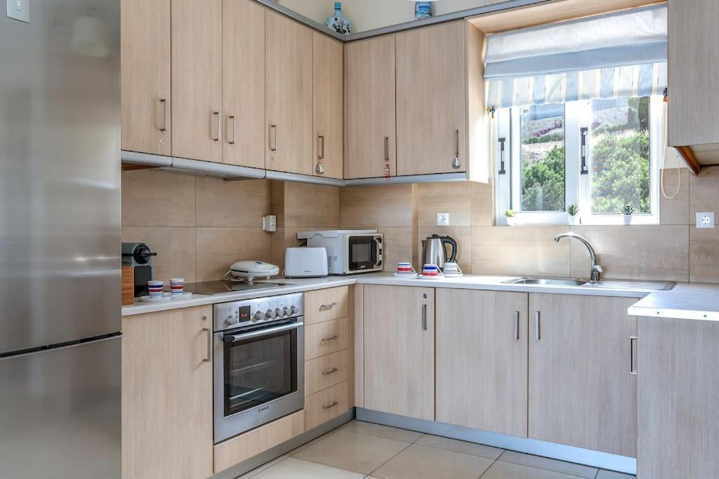 Seascape 3 Bedroom House Apartment