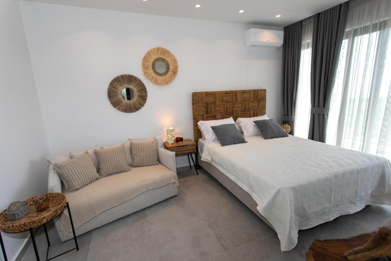 Anassa Apartment *