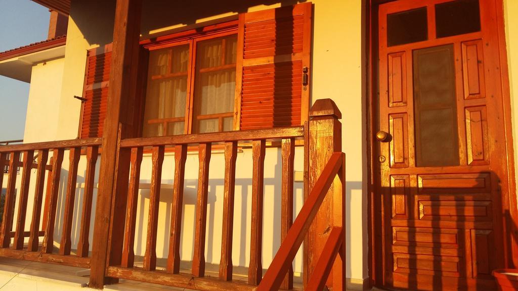Mari Apartment *