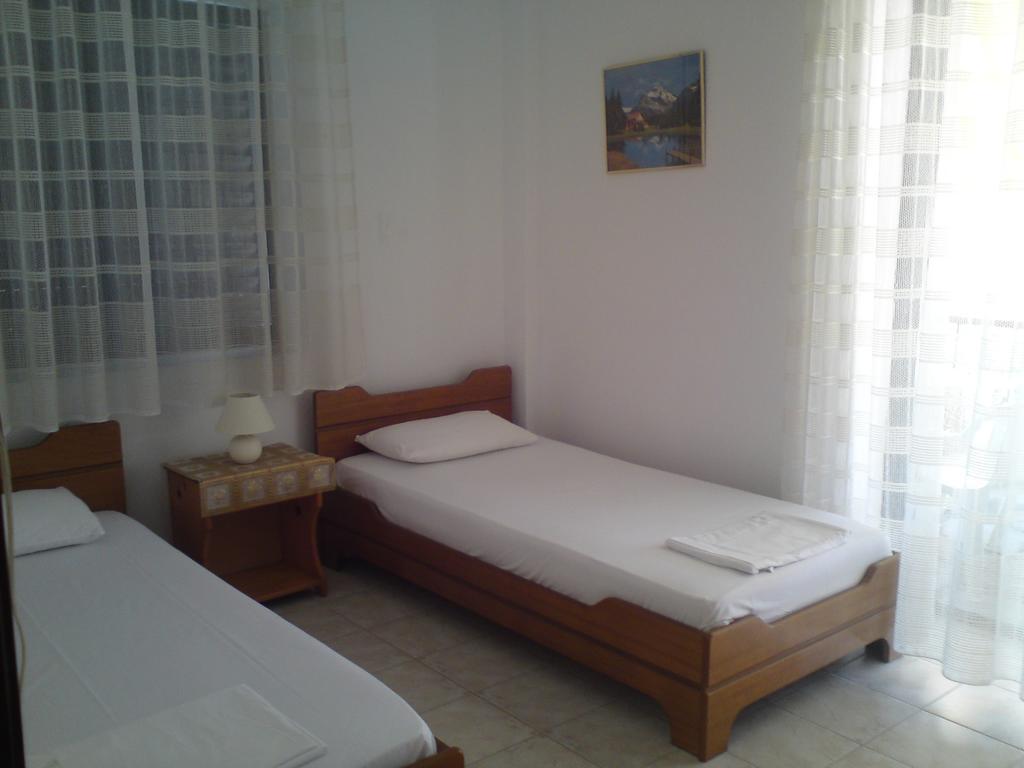 Kleanthis Aparthotel