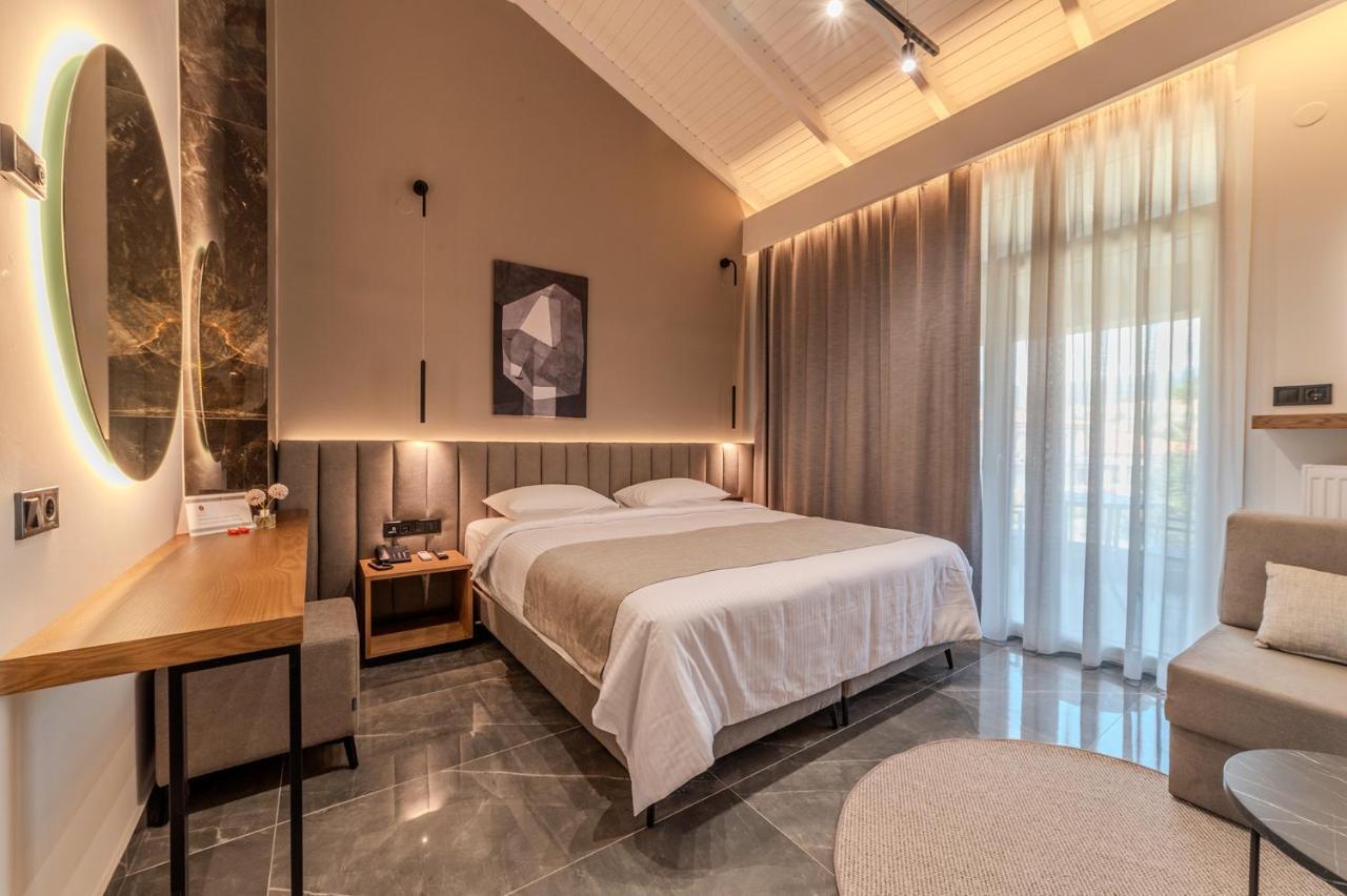 Hotel Agnantio &