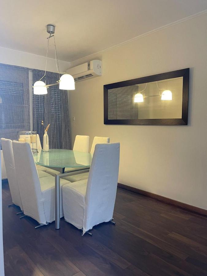 Sea View Apartment *