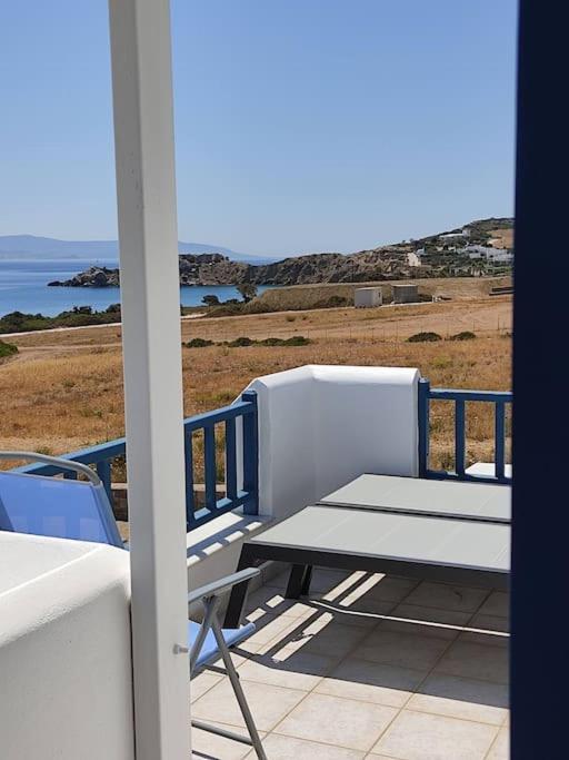 Apartment Peaceful Getaway For 2 - Amazing Sea View/sunbeds! Ambelas