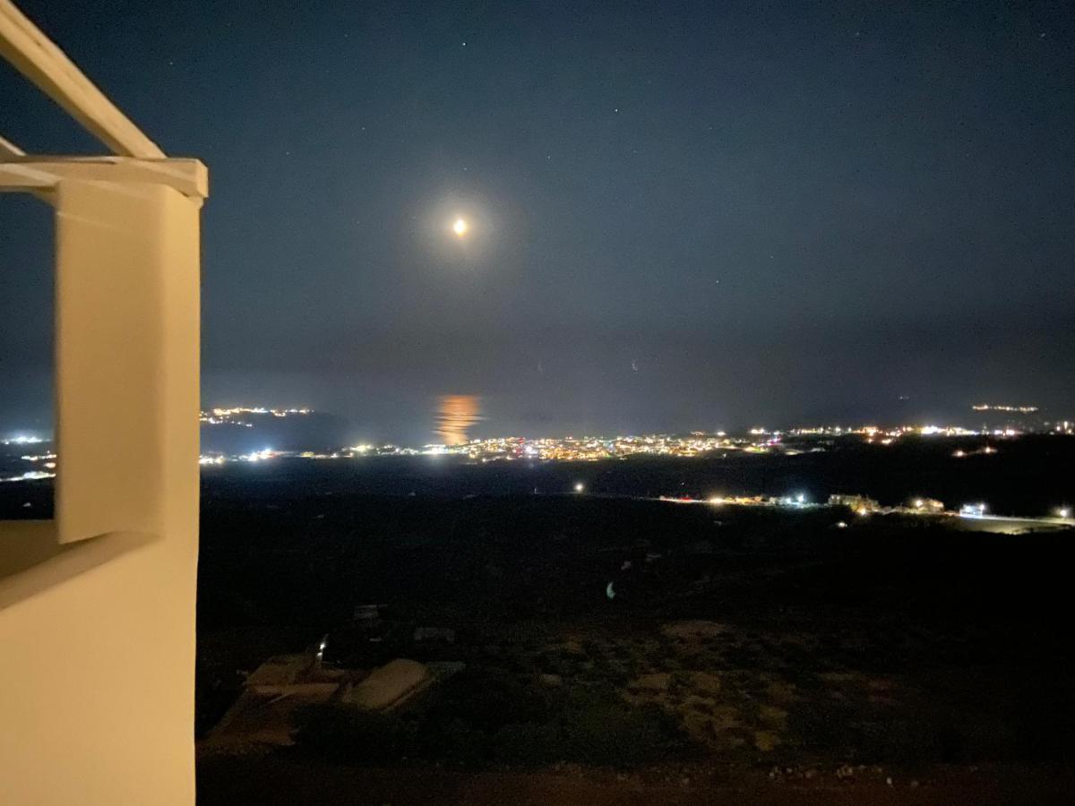 Ena Santorini Holiday home *