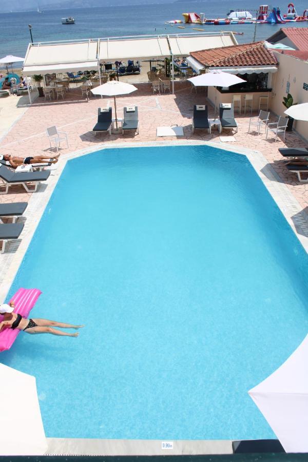 Stavros On The Kavos
