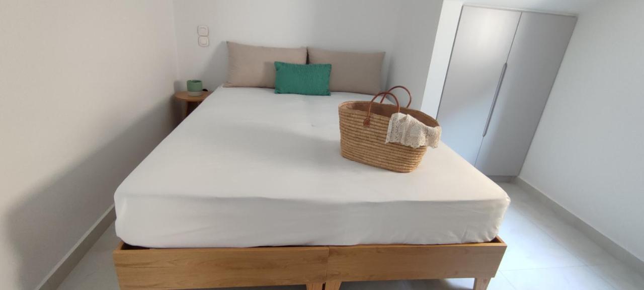 Theasis Limnos-two Bedroom Apartment Agios Ioannis Kaspaka