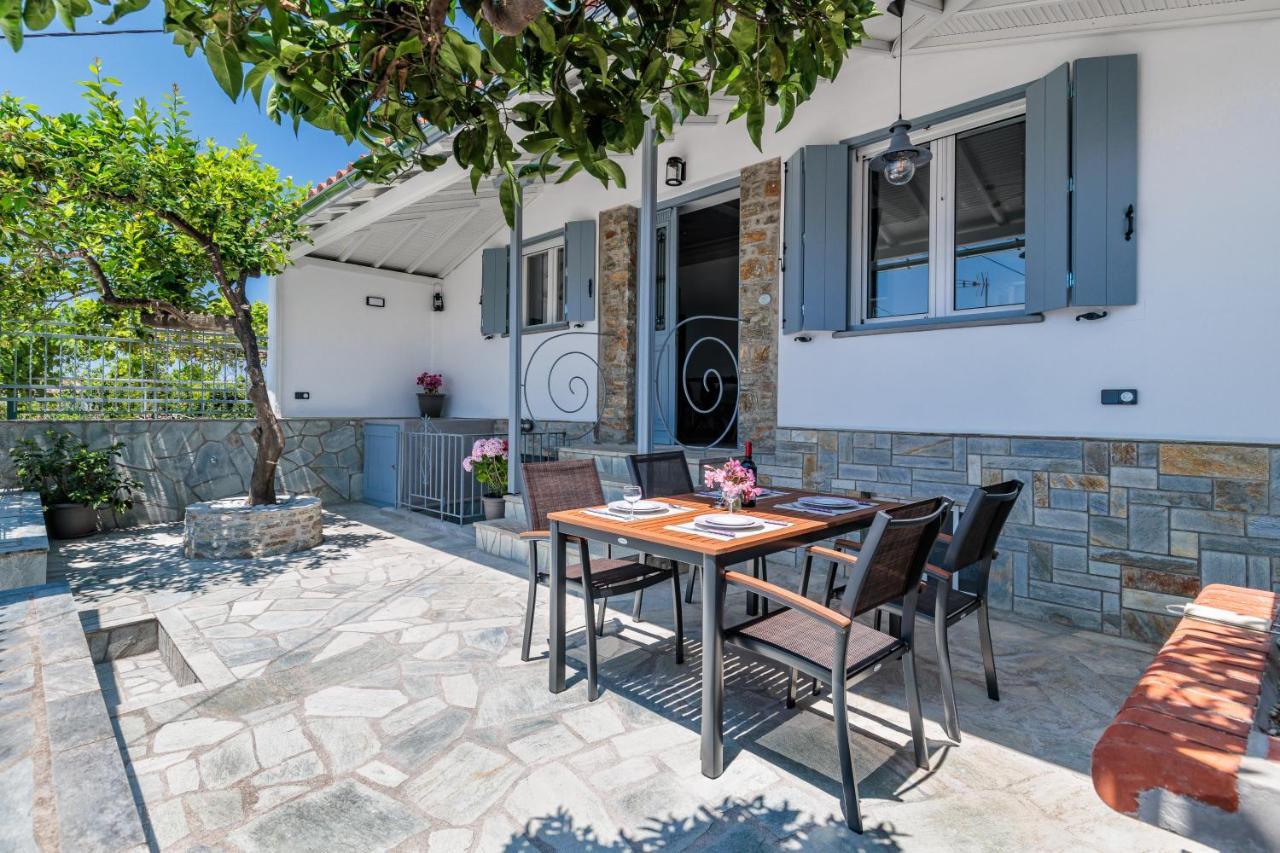 Holiday home Afrodite's House Glossa