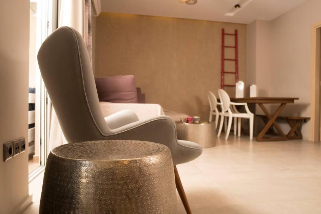 Apartment Deluxe In The Center Kalamata