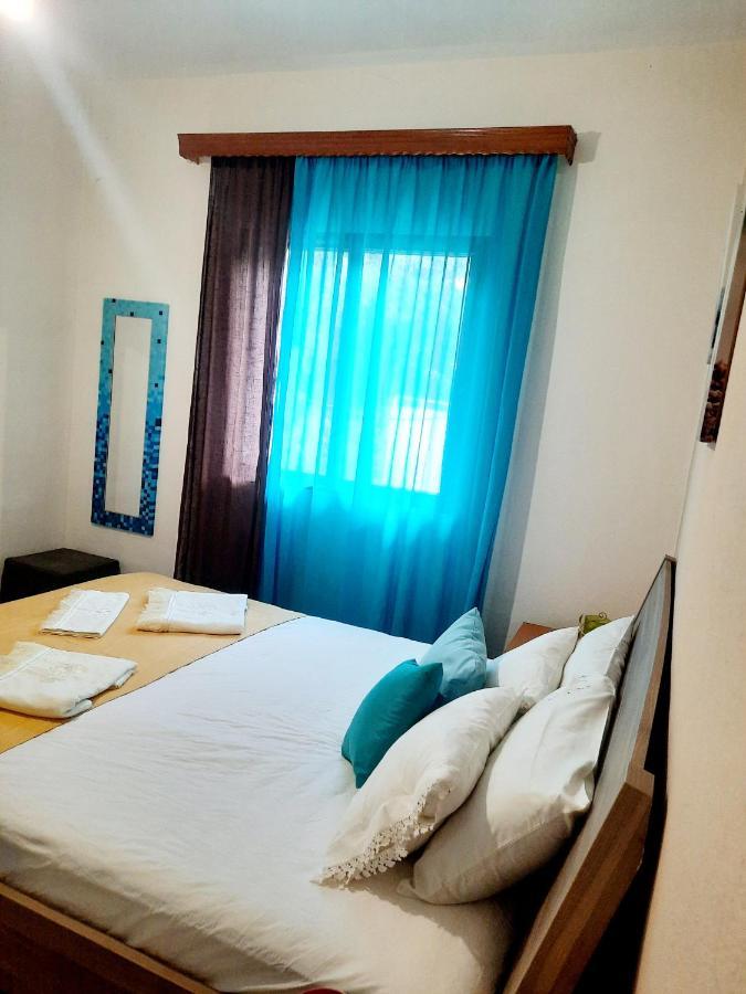 Think Blue In Apartment