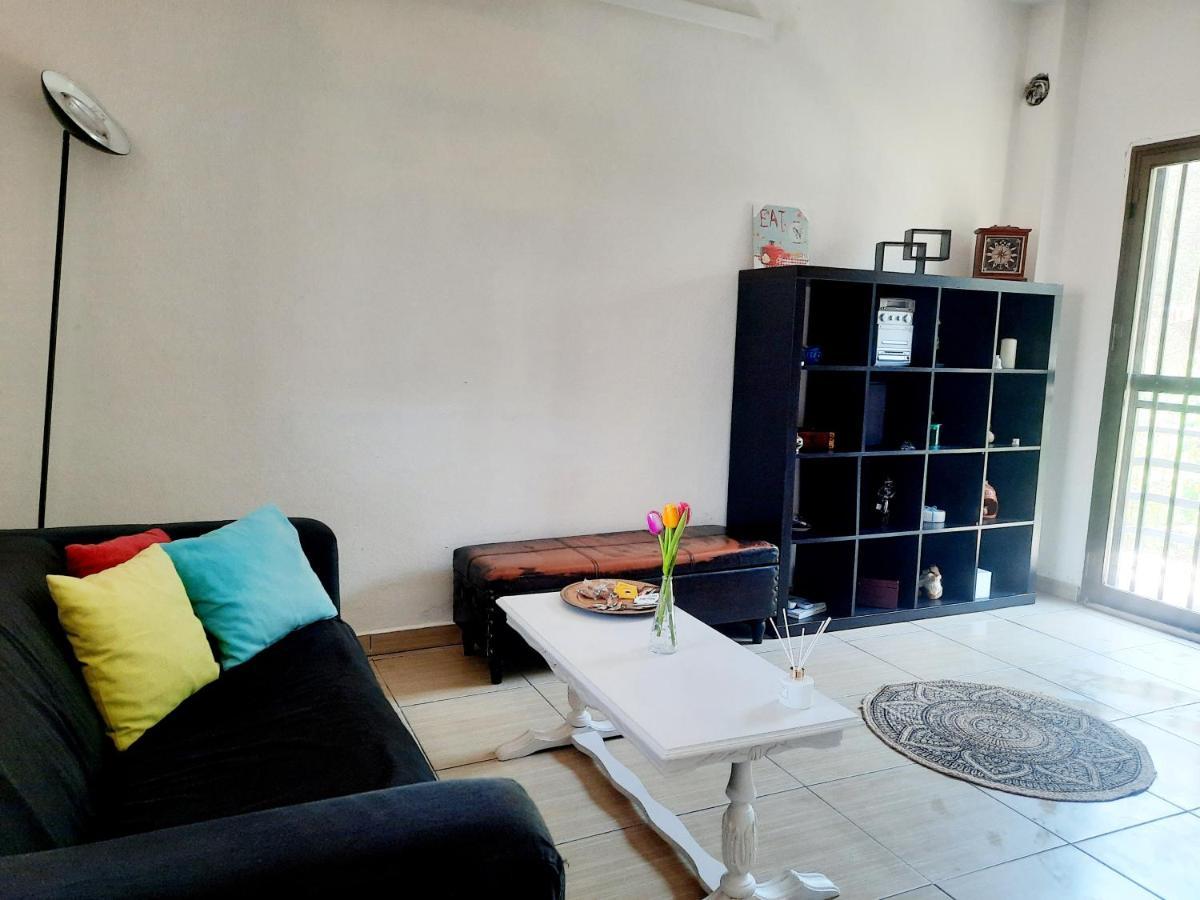 Apartment Think Blue In *