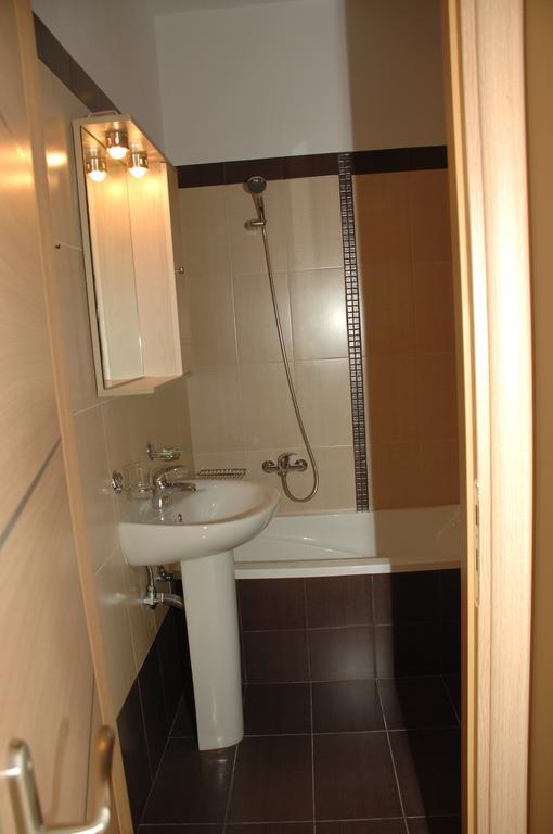 Zeis Edo Luxury * Tolo