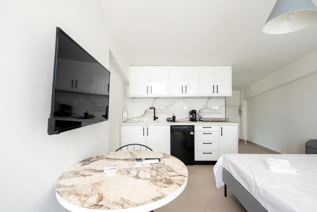 Ennea Suites-null Flambouras
