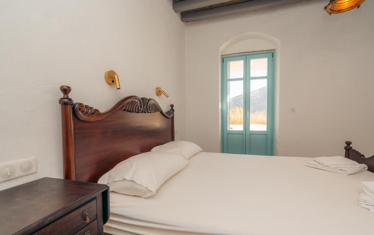Eco-luxe Retreat In Ano Petali, Sifnos *