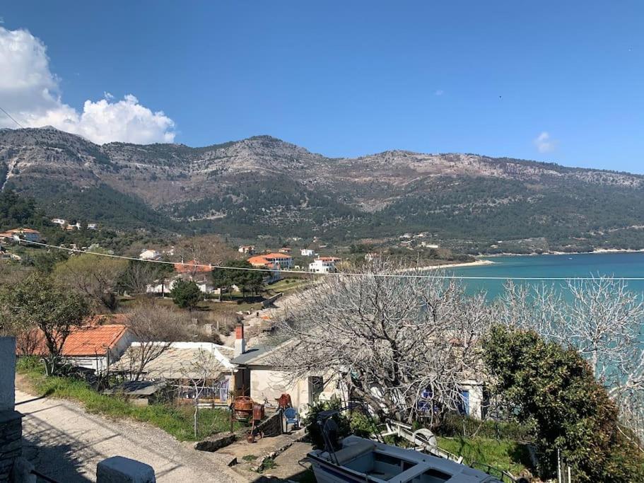 In Thasos *