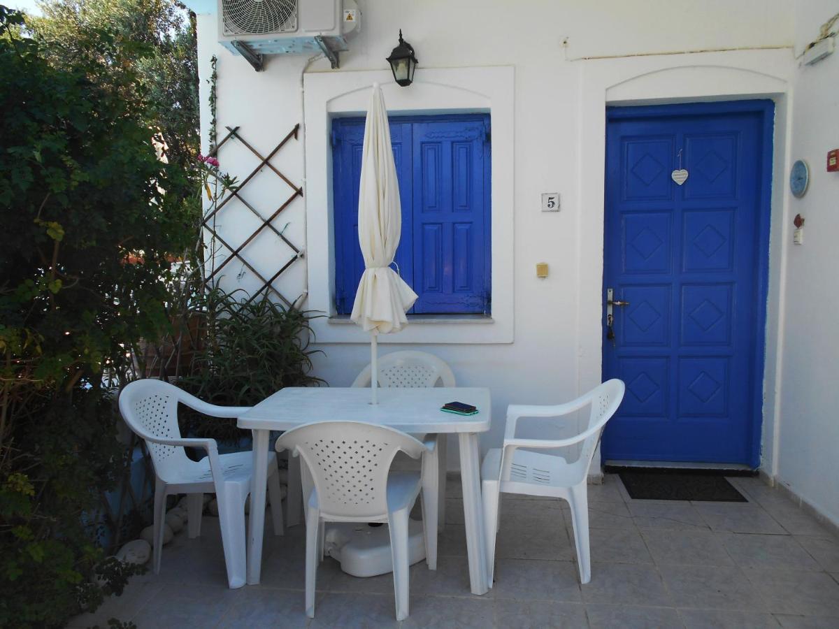Meltemia Studios Apartment