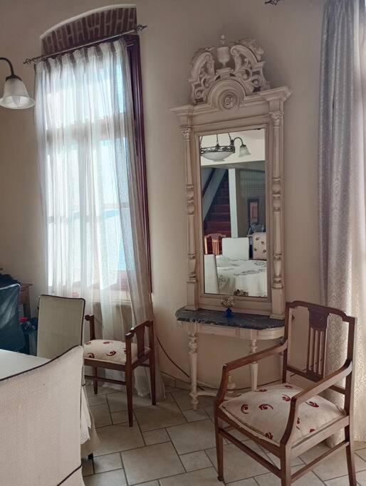 Anna's - Castle And Sea View House Apartment