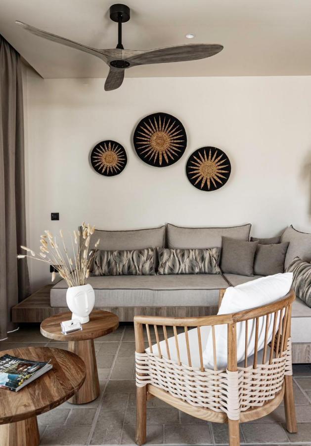 Lithos Luxury Villa