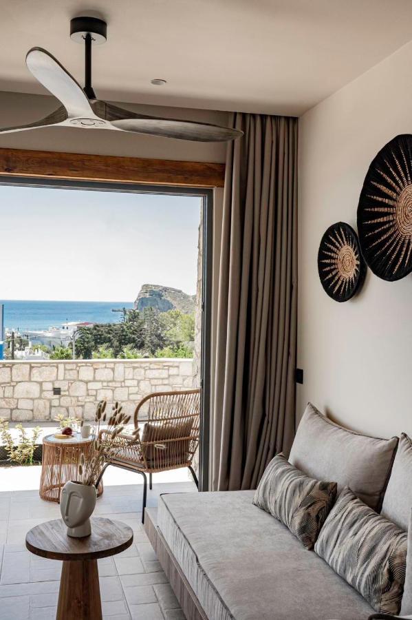 Lithos Luxury Villa
