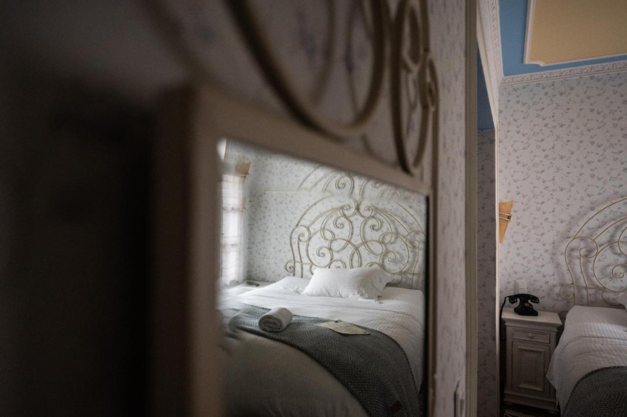Boutique Anagennisis Pyrgos (Elis)