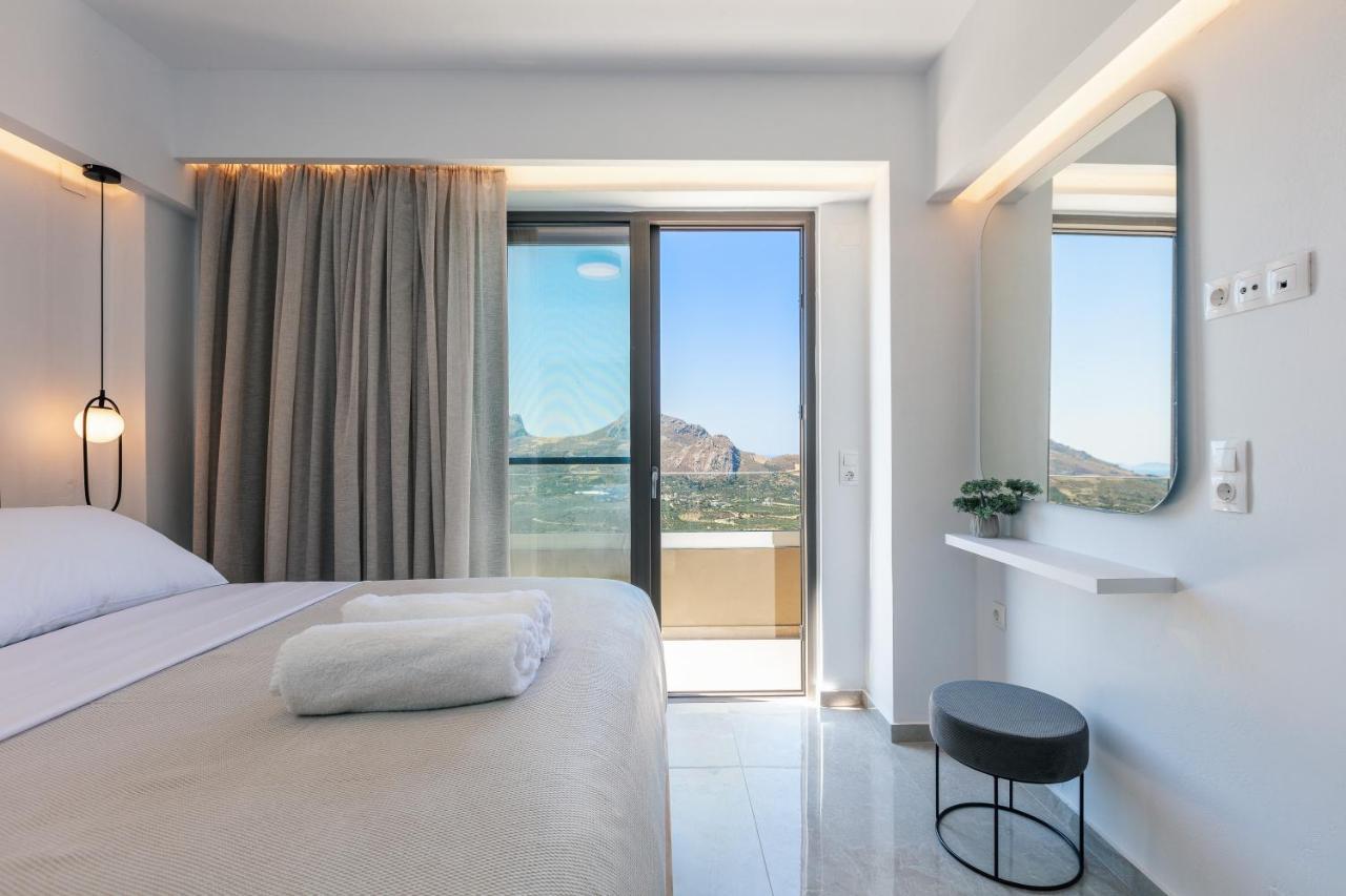 Epsilon Villa, Private Swimming Pool Garden, Panoramic Sunset Villa *