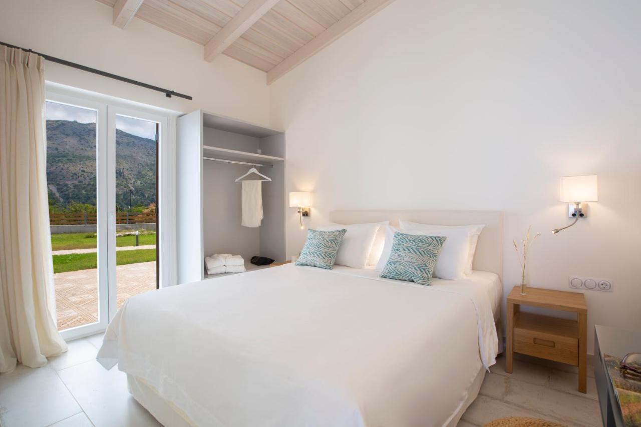 Avraam Sunset With Private Heated Pools By Imagine Lefkada