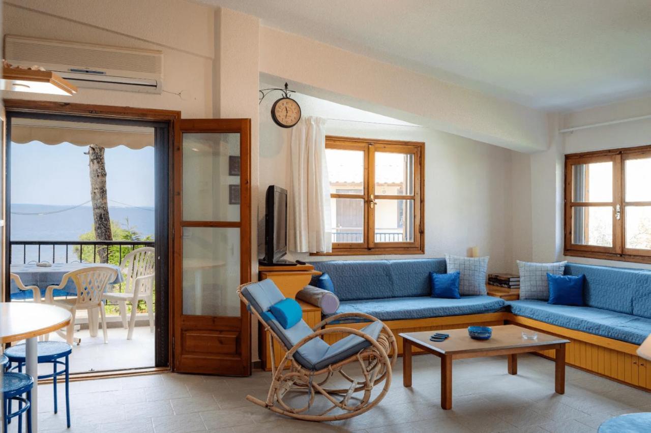 Seahouse With View Apartment