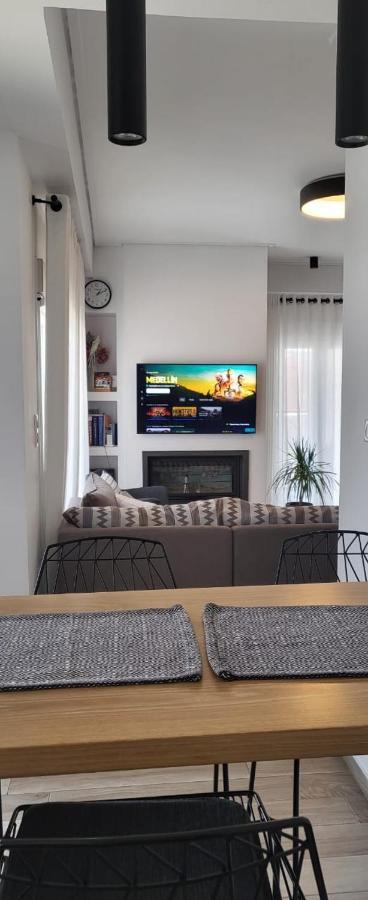 Park Apartment *