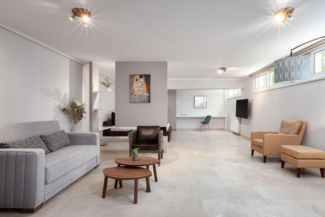 Eretria Luxurious Seafront Chalkida