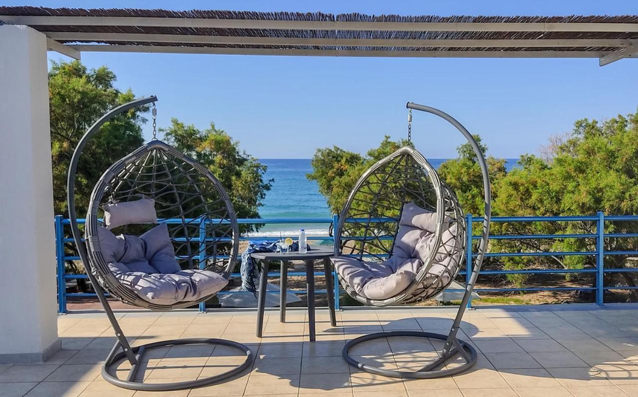 Pelekanos Beachfront *
