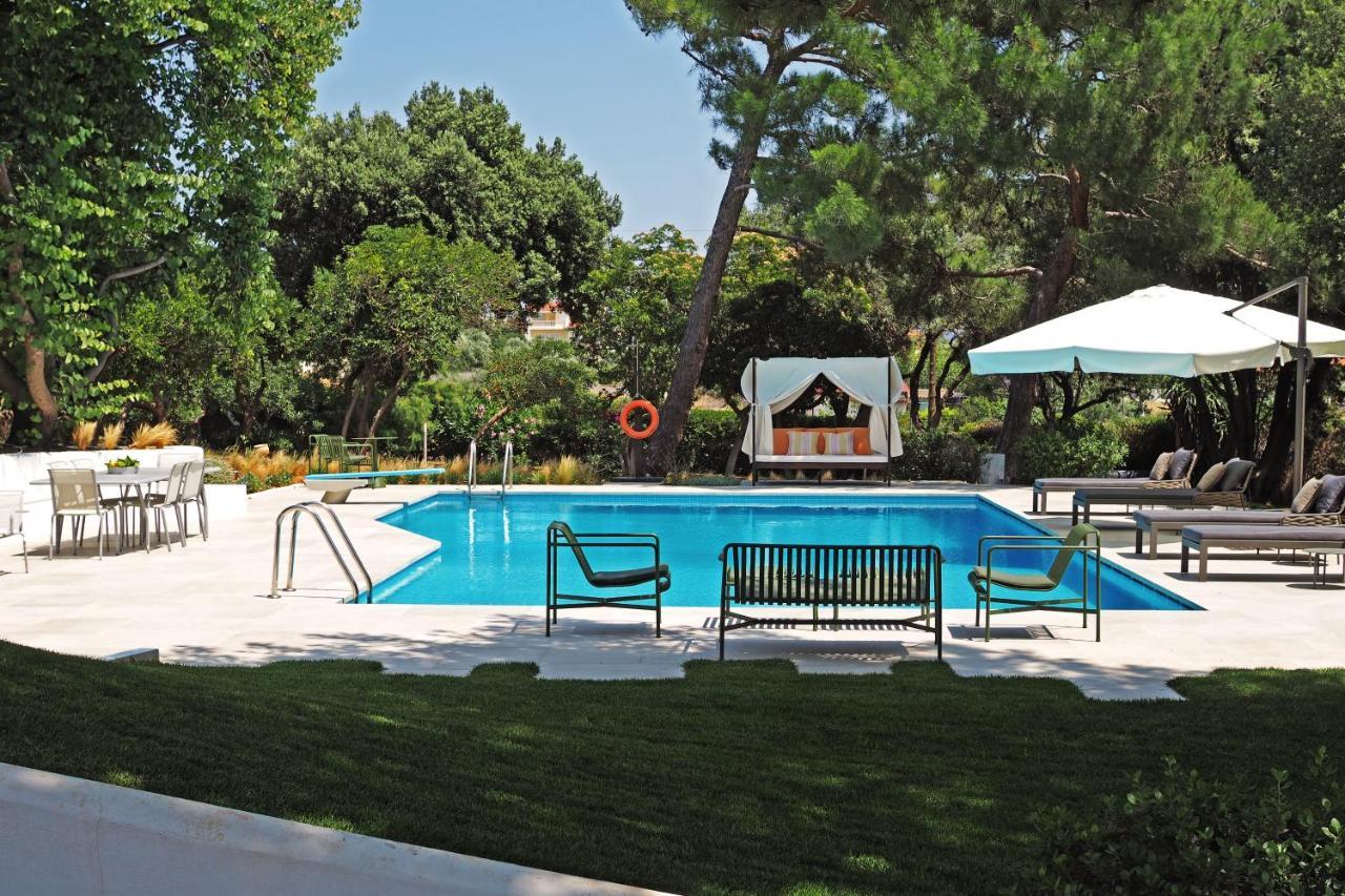 Villa Oasis With Large Pool Athenian Riviera Lagonissi