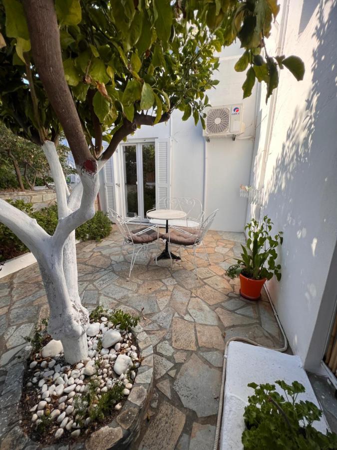 Danaides Studios Apartment *