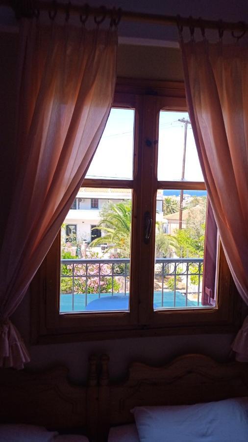 Aparthotel Anessis Cosmos