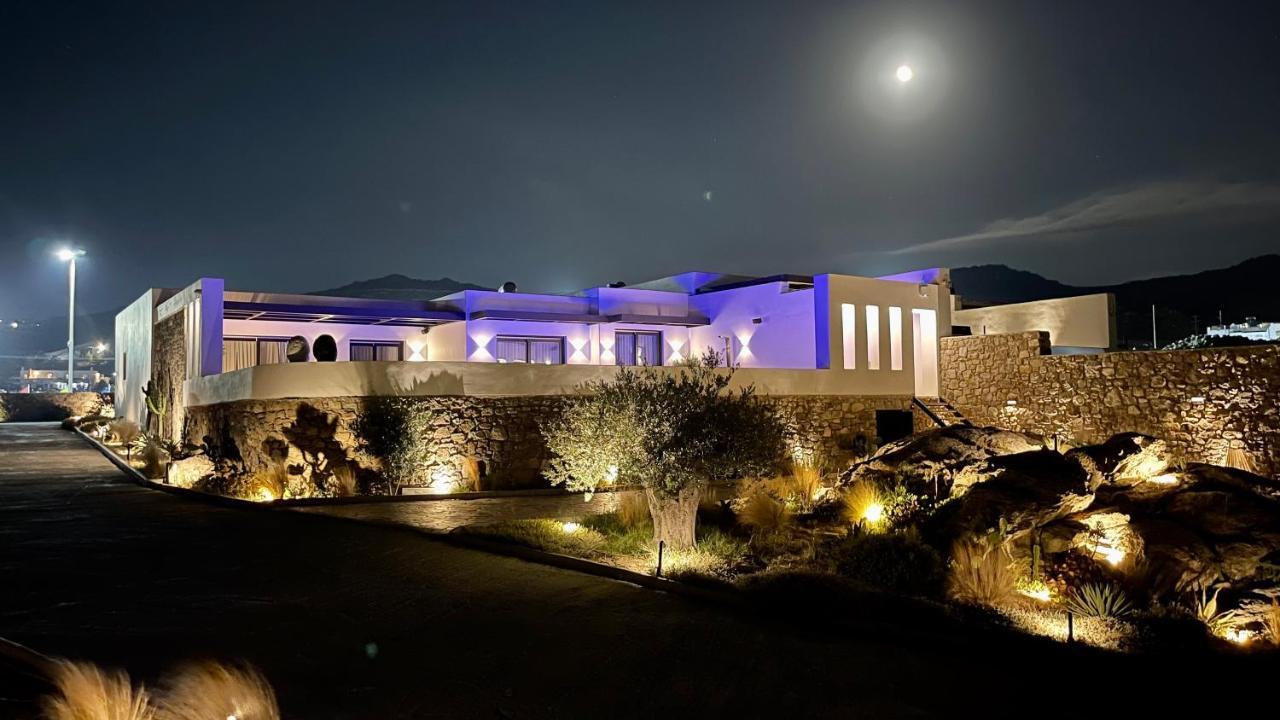 Mykonos Villa, Luxe Escape With Private Pool Villa