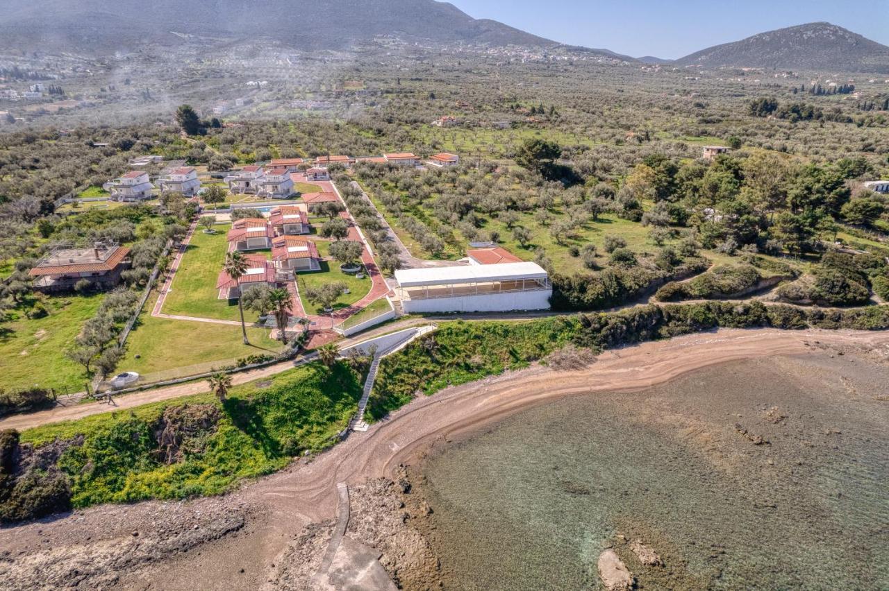 Blue Marine Village Hotel Chalkida