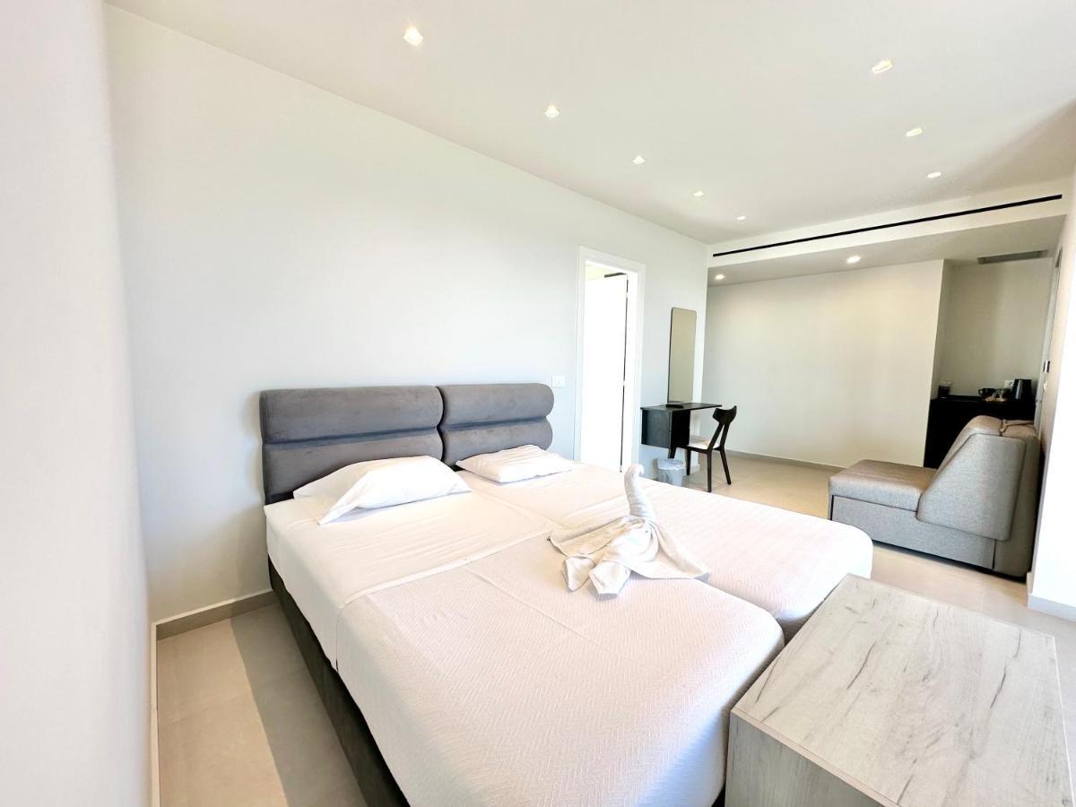 Aparthotel Aristomenis Studios *