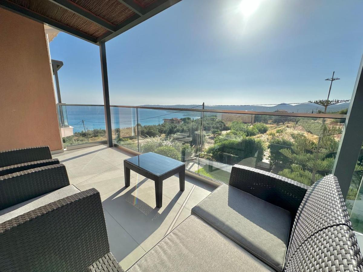 Aristomenis Studios Aparthotel