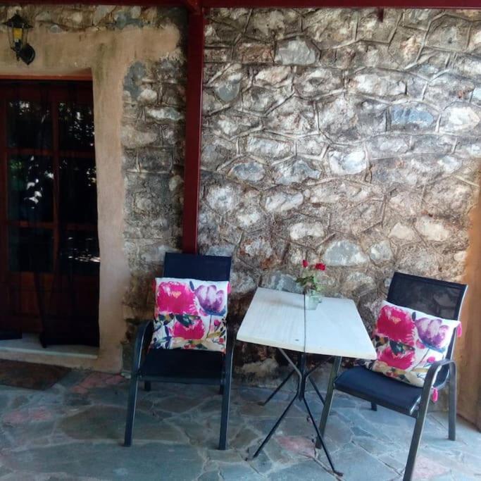 Apartment Traditional Stone Build Private