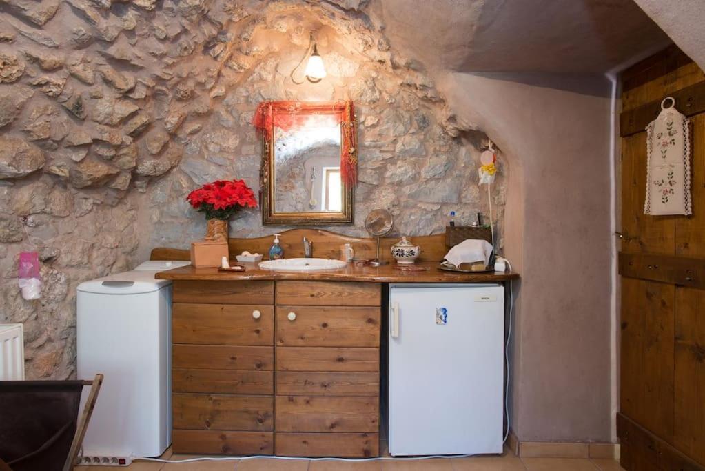 Traditional Stone Build Private * Verga Kalamata