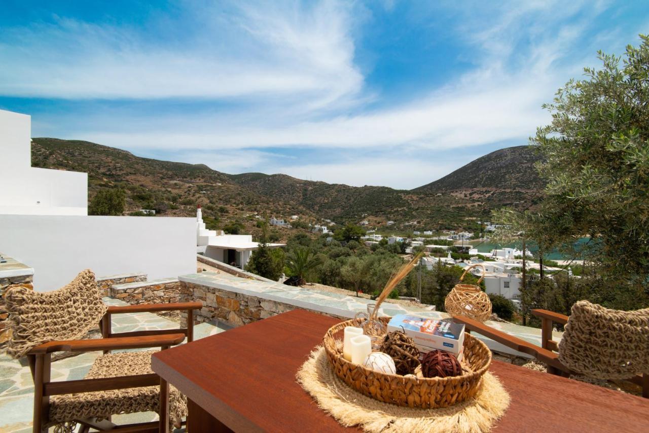 Thimari Vathi (Sifnos)