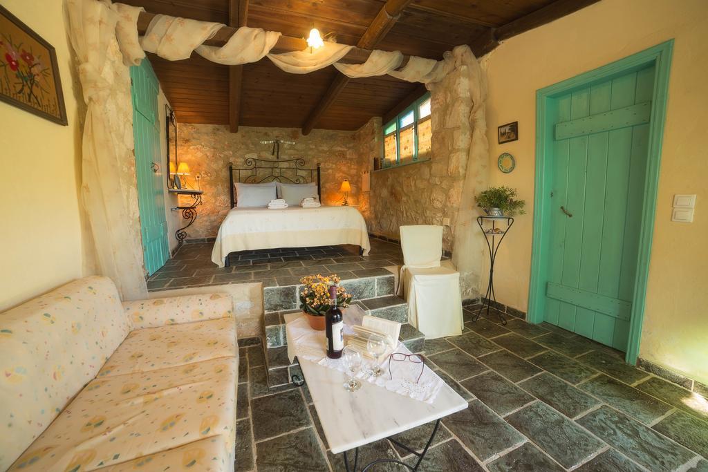 Villa Revera Traditional Stone Villas, & Keri