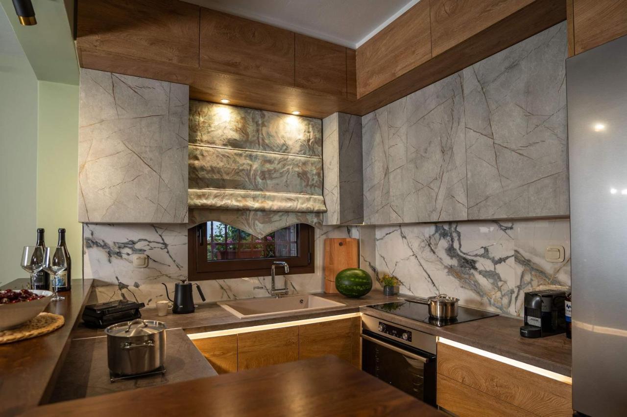 Olympus Mythical Apartment *