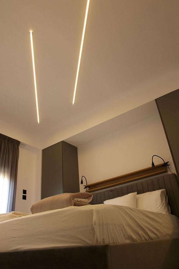 P J Luxury Apartment *